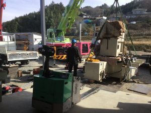 弥栄鉄工　NCドア加工機　中古納品（長野県）
