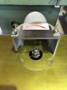 （中古）日本精密機械工作　隅丸取り機　CM-700
