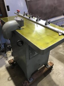 （中古）日本精密機械工作　隅丸取り機　CM-700