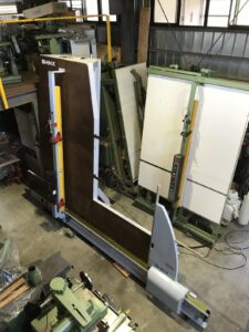 （中古）シンクス　パネルソー　ＨＰ３－２４００　自動位置決め装置付き　完売済み商品：<span class="soldout">SOLD OUT</span>
