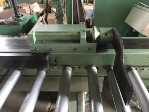 （中古）小林機械工業　三次元トラスカットソー　KMR-T　+　オート定規　KM-CNC6000型  問い合わせ商品：<span class="call">CALL</span>