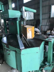 （中古）小林機械工業　三次元トラスカットソー　KMR-T　+　オート定規　KM-CNC6000型  問い合わせ商品：<span class="call">CALL</span>