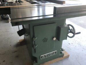 （中古）永和工業　軸傾斜横切り盤