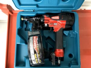 （中古）マキタ　サイディング用高圧釘打ち機